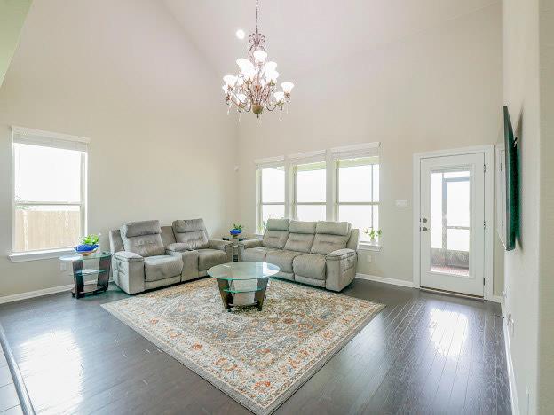 508 Spoleto Dr, Liberty Hill, TX 78642