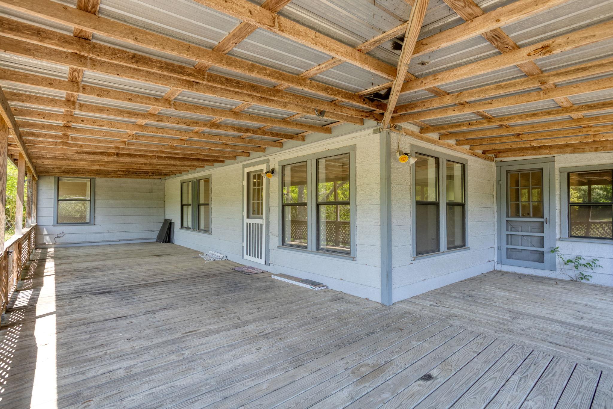 8612 Fm 1854, Dale, TX 78616