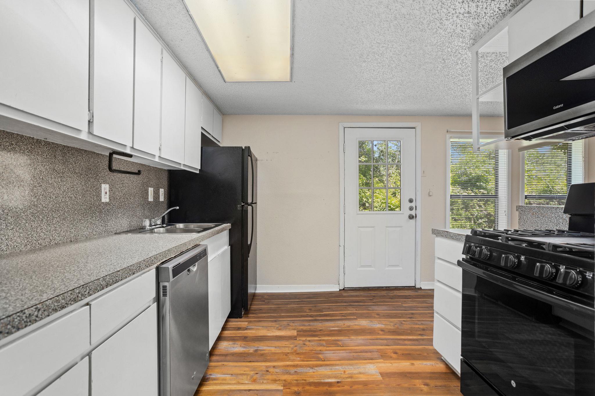 8612 Fm 1854, Dale, TX 78616