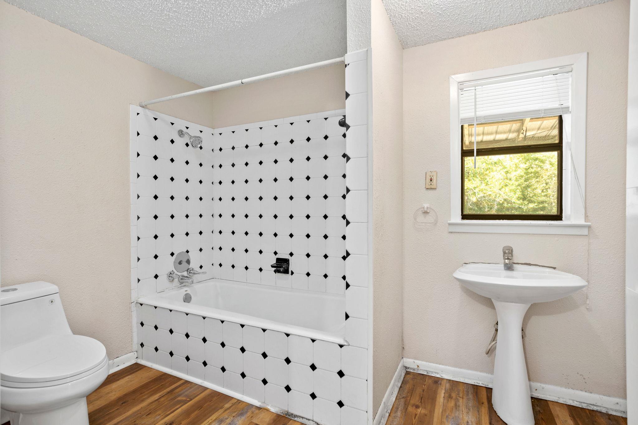 8612 Fm 1854, Dale, TX 78616