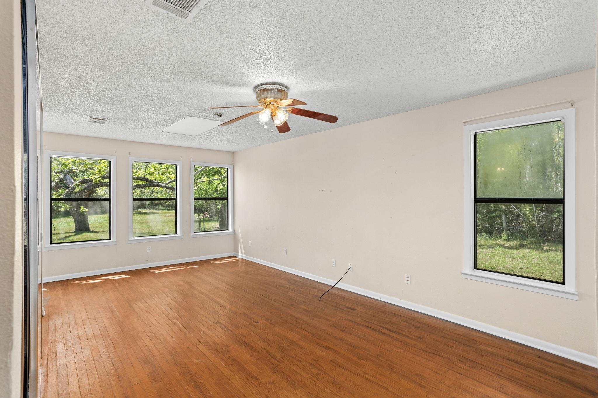 8612 Fm 1854, Dale, TX 78616