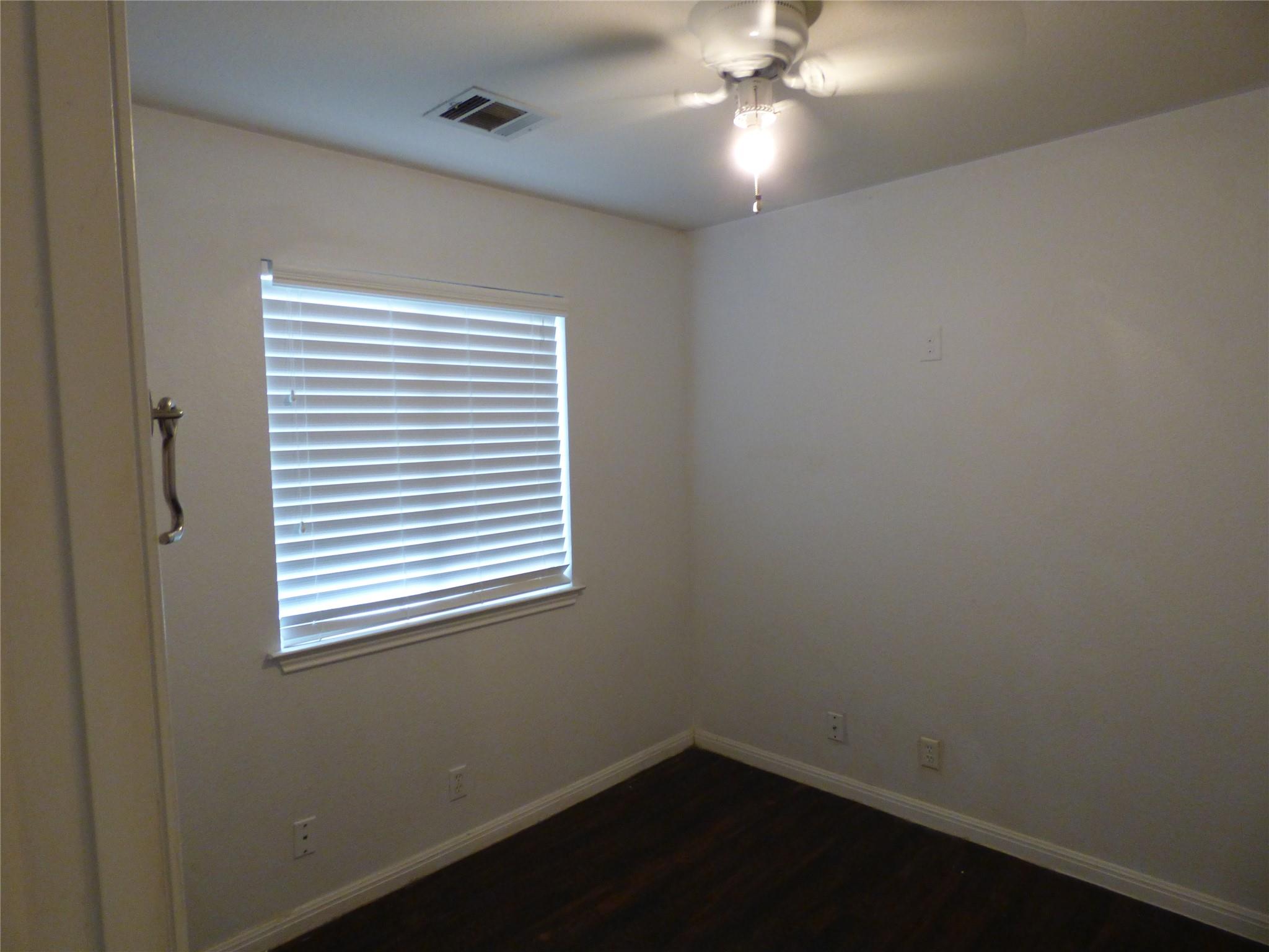 340 Spillway Dr, Kyle, TX 78640