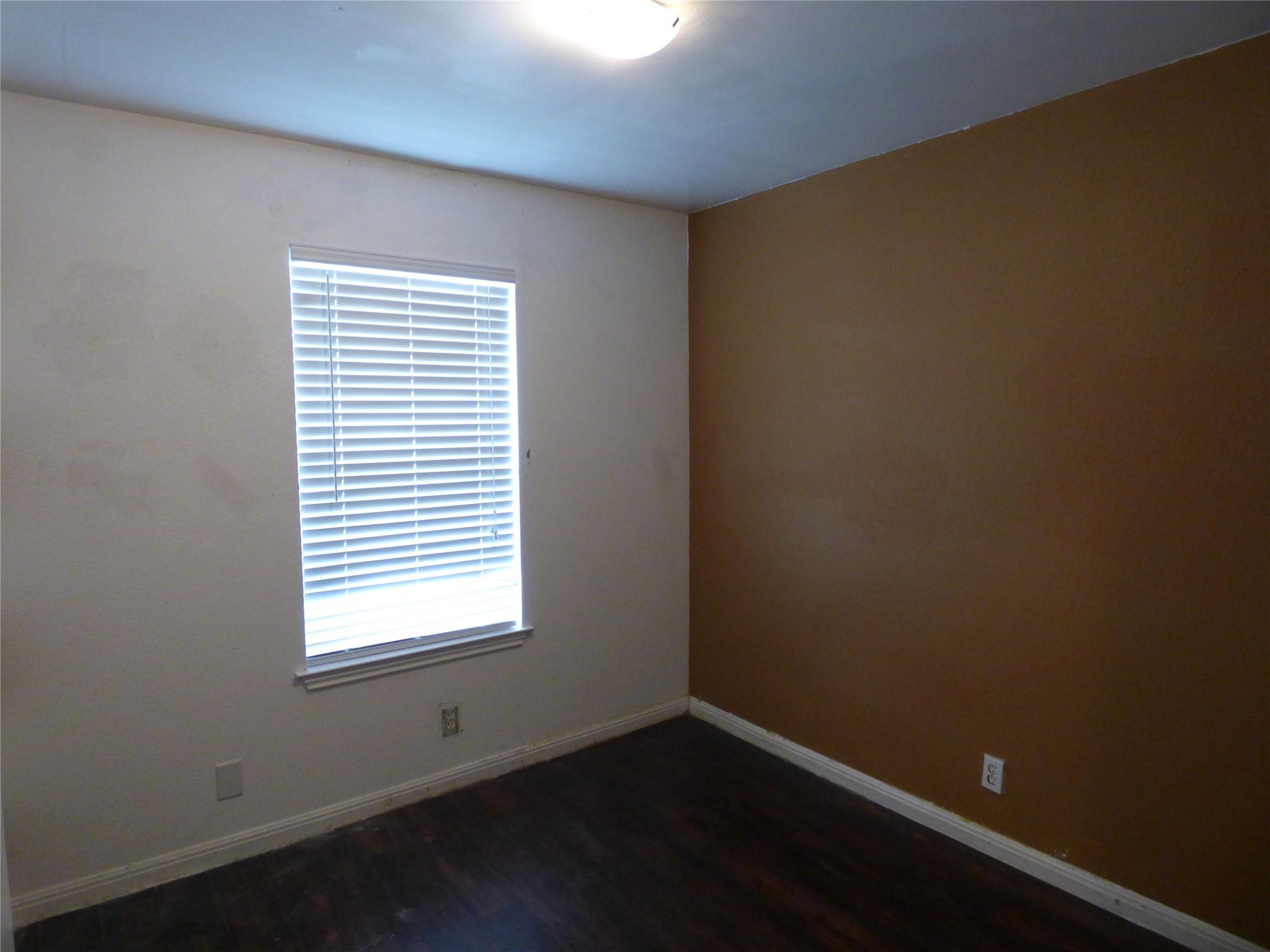 340 Spillway Dr, Kyle, TX 78640