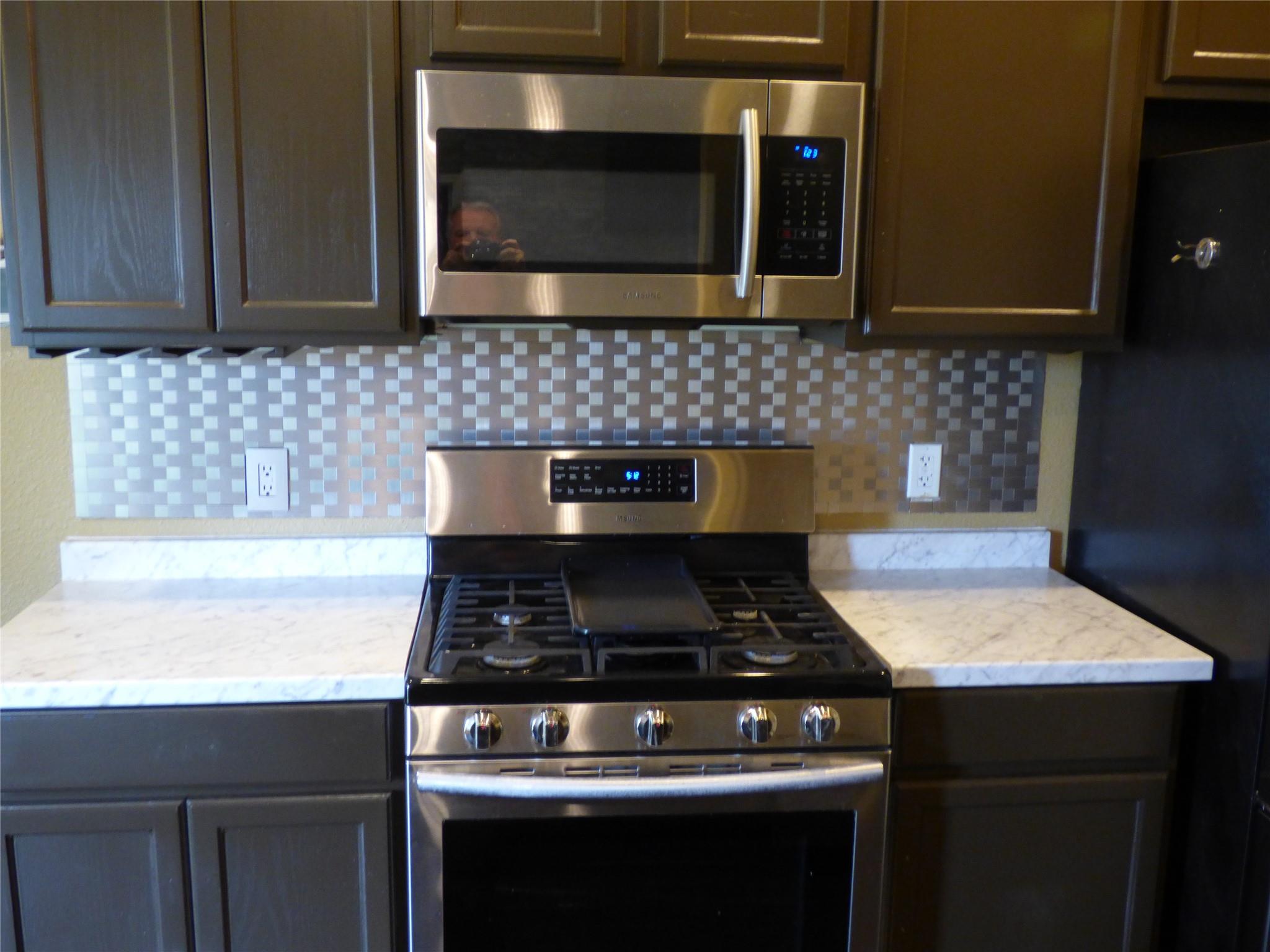 340 Spillway Dr, Kyle, TX 78640