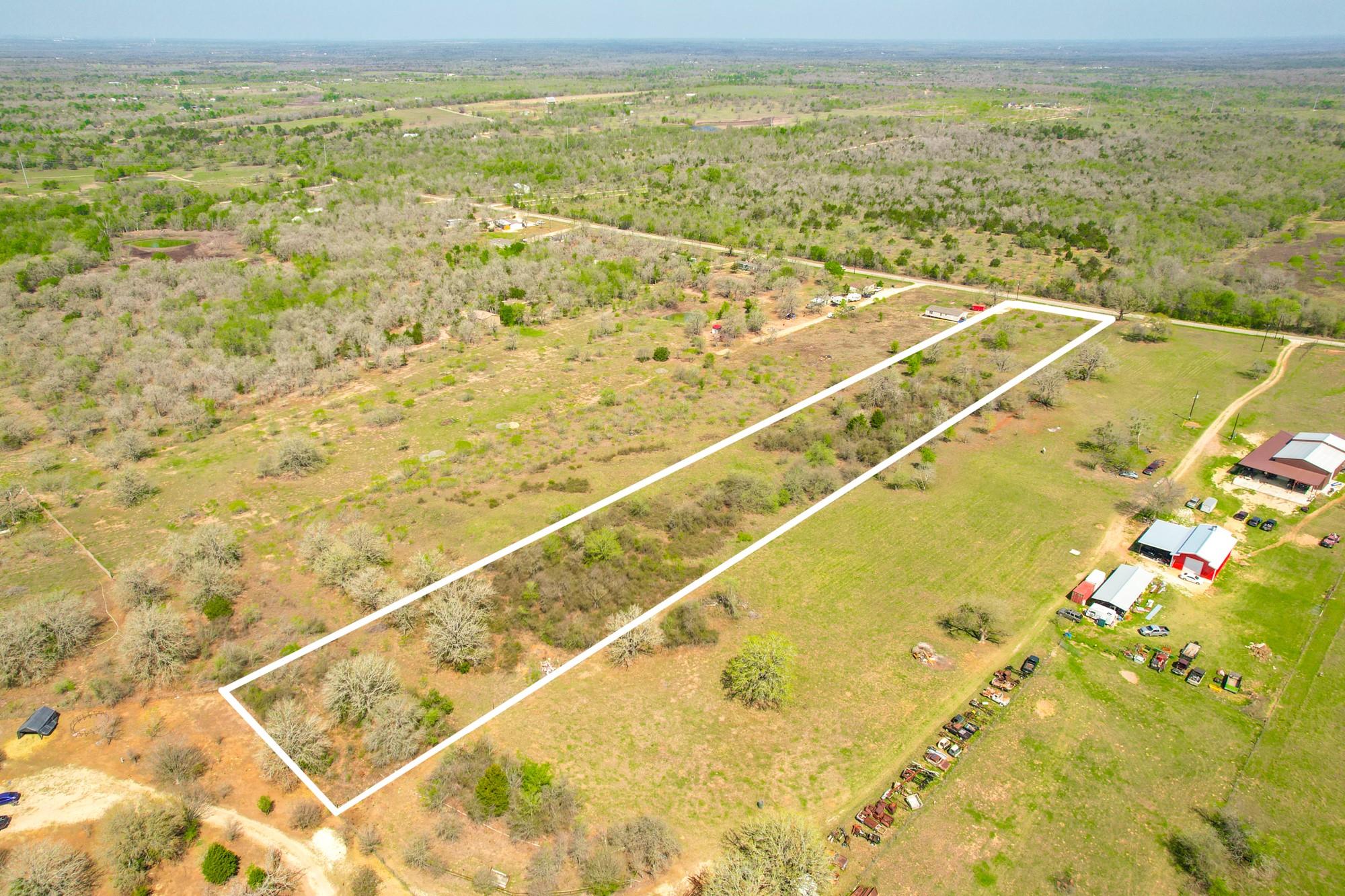 6641 Taylorsville Rd, Dale, TX 78616