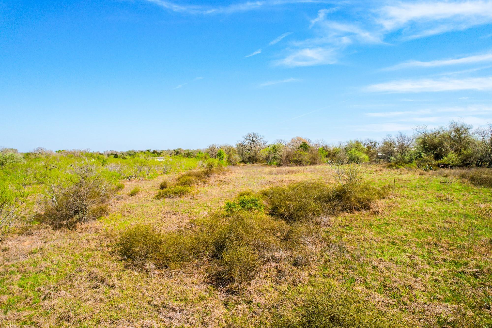 6641 Taylorsville Rd, Dale, TX 78616