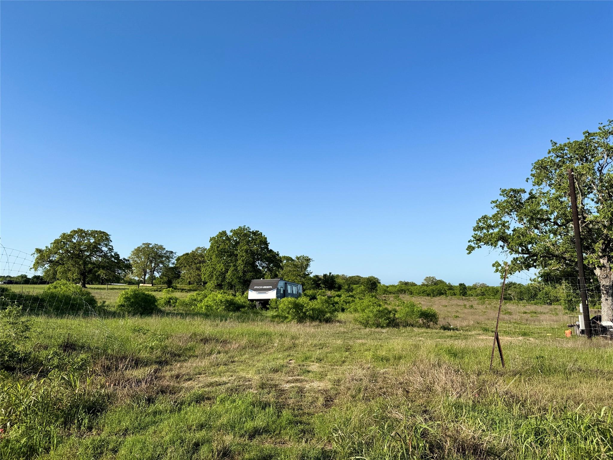 6641 Taylorsville Rd, Dale, TX 78616