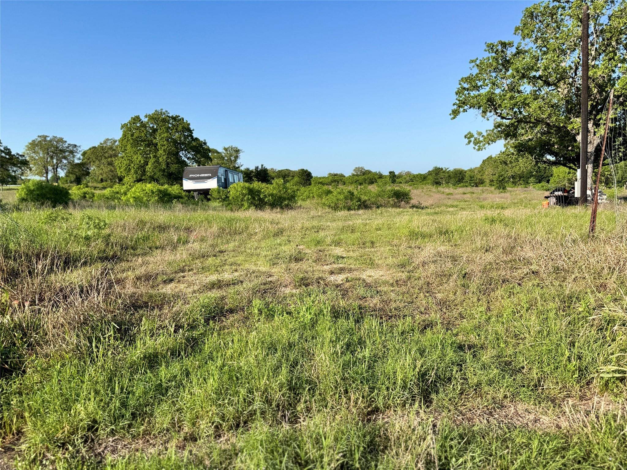 6641 Taylorsville Rd, Dale, TX 78616