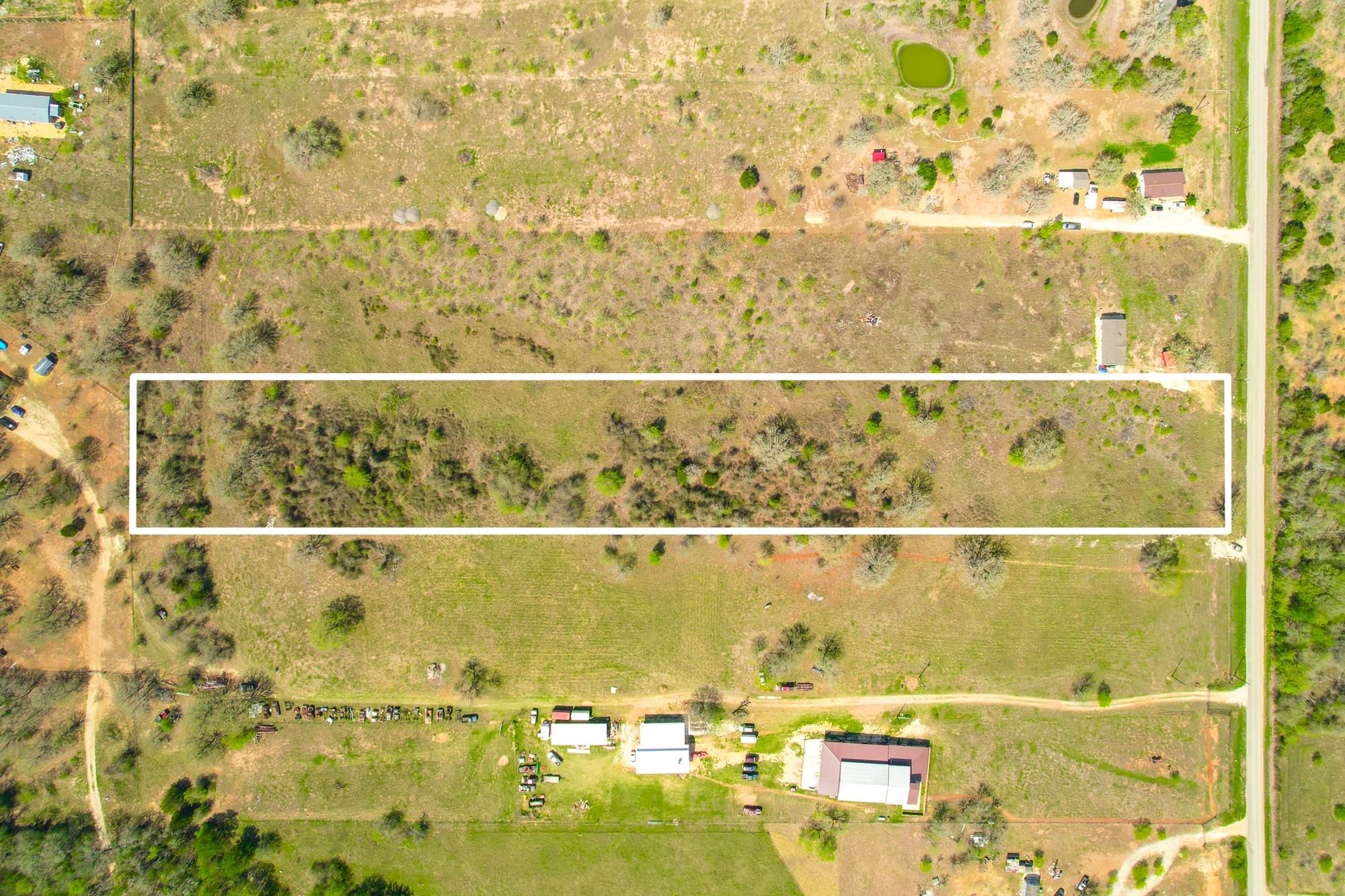 6641 Taylorsville Rd, Dale, TX 78616