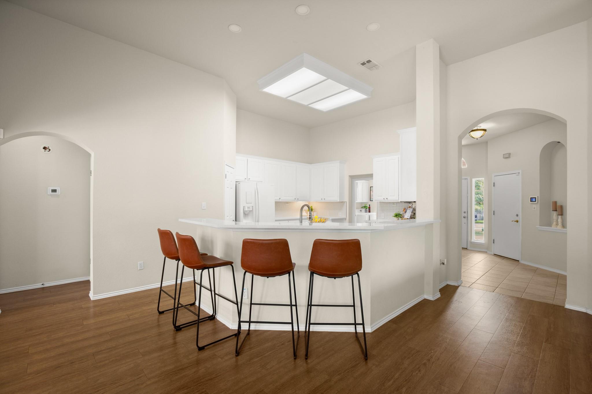 808 Springbrook Ln, Leander, TX 78641