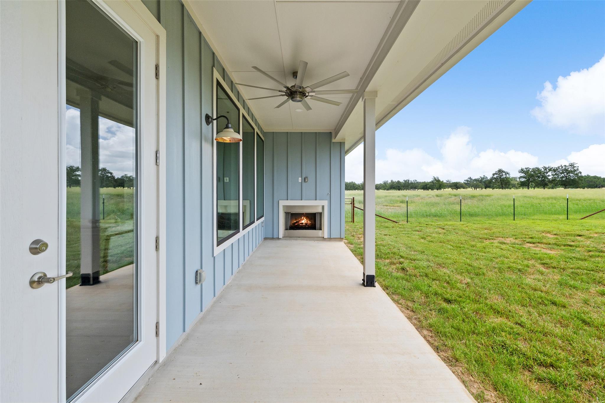 29 Spencer Ct, Fredericksburg, TX 78624