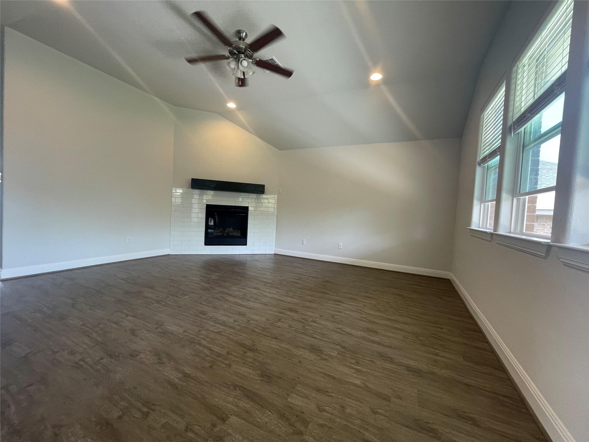 451 Peakside Cir, Dripping Springs, TX 78620