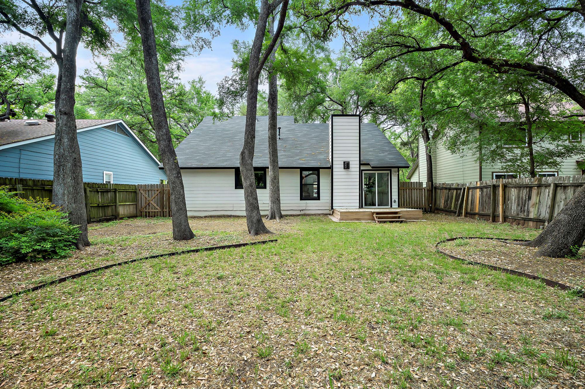 9721 Anderson Village Dr, Austin, TX 78729
