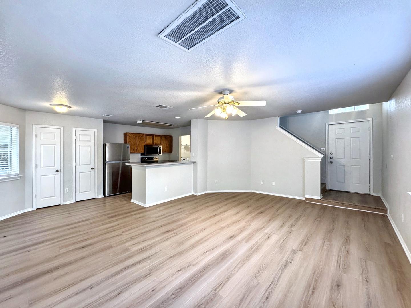 867 Sagewood Trl, San Marcos, TX 78666