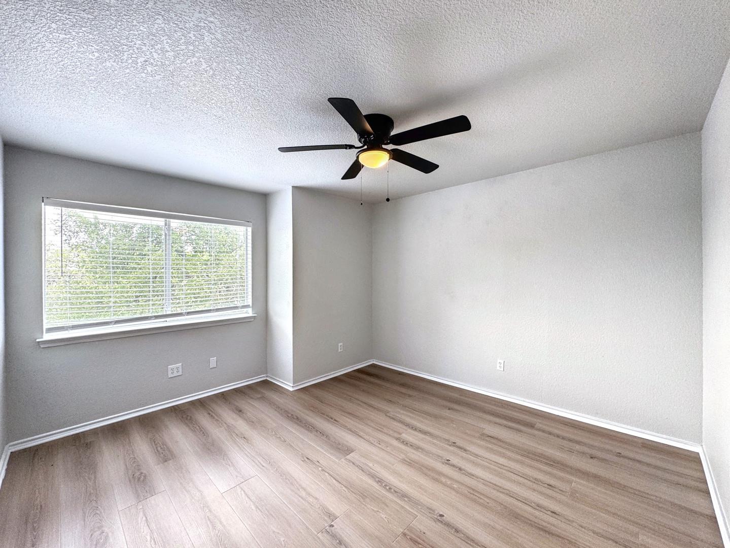 867 Sagewood Trl, San Marcos, TX 78666