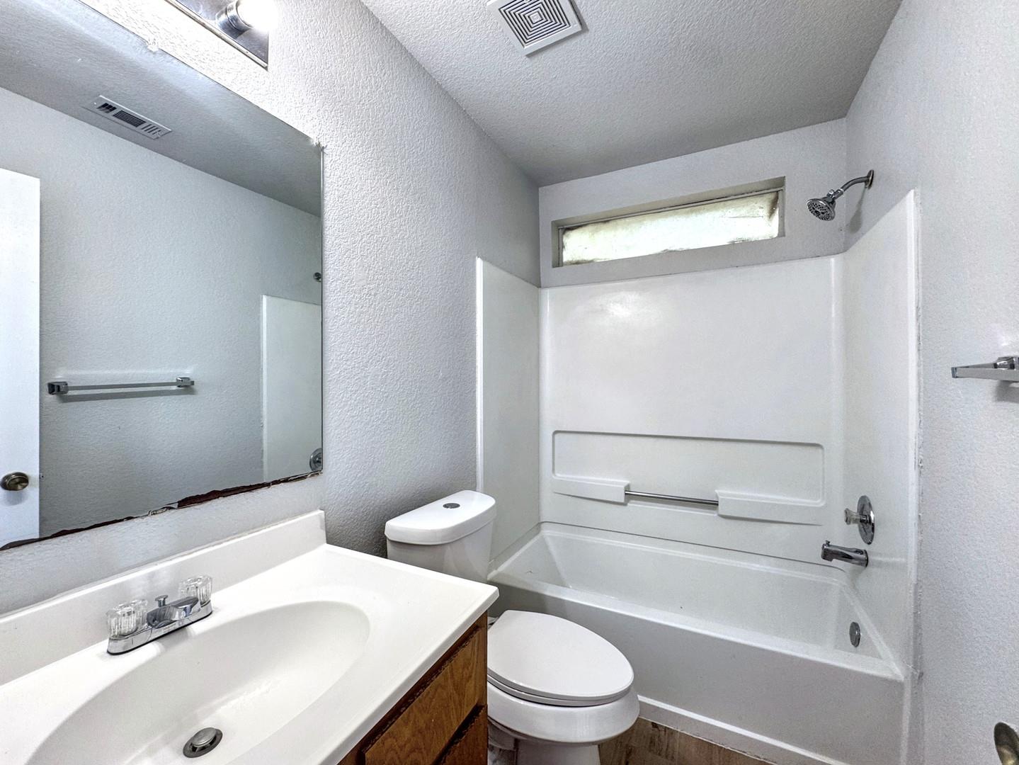 867 Sagewood Trl, San Marcos, TX 78666