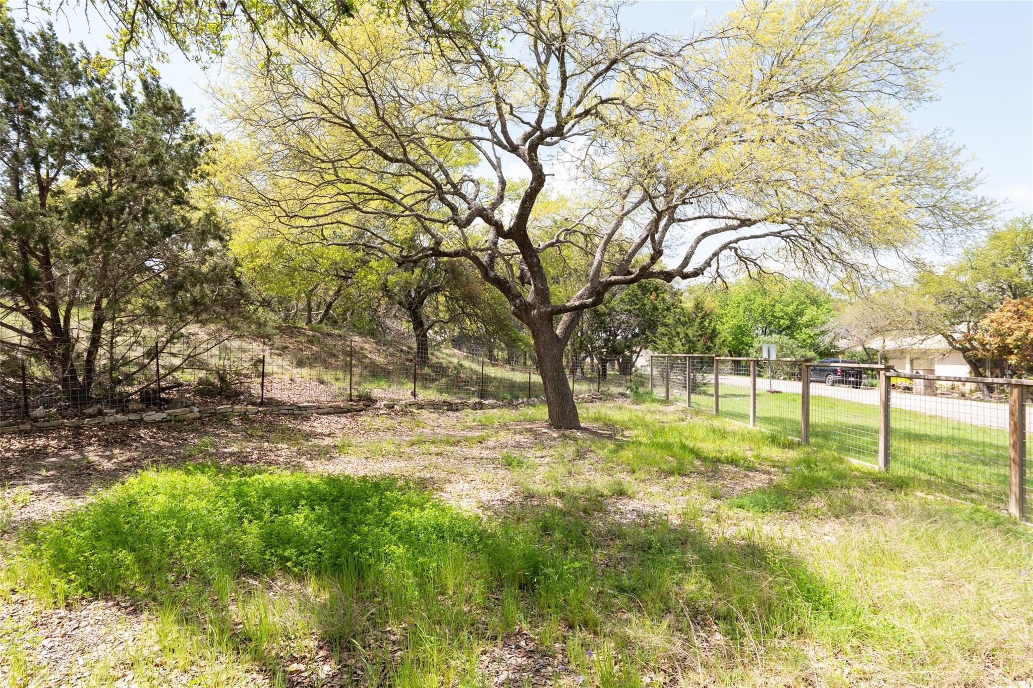 54 Saddle Rock Rdg, Wimberley, TX 78676