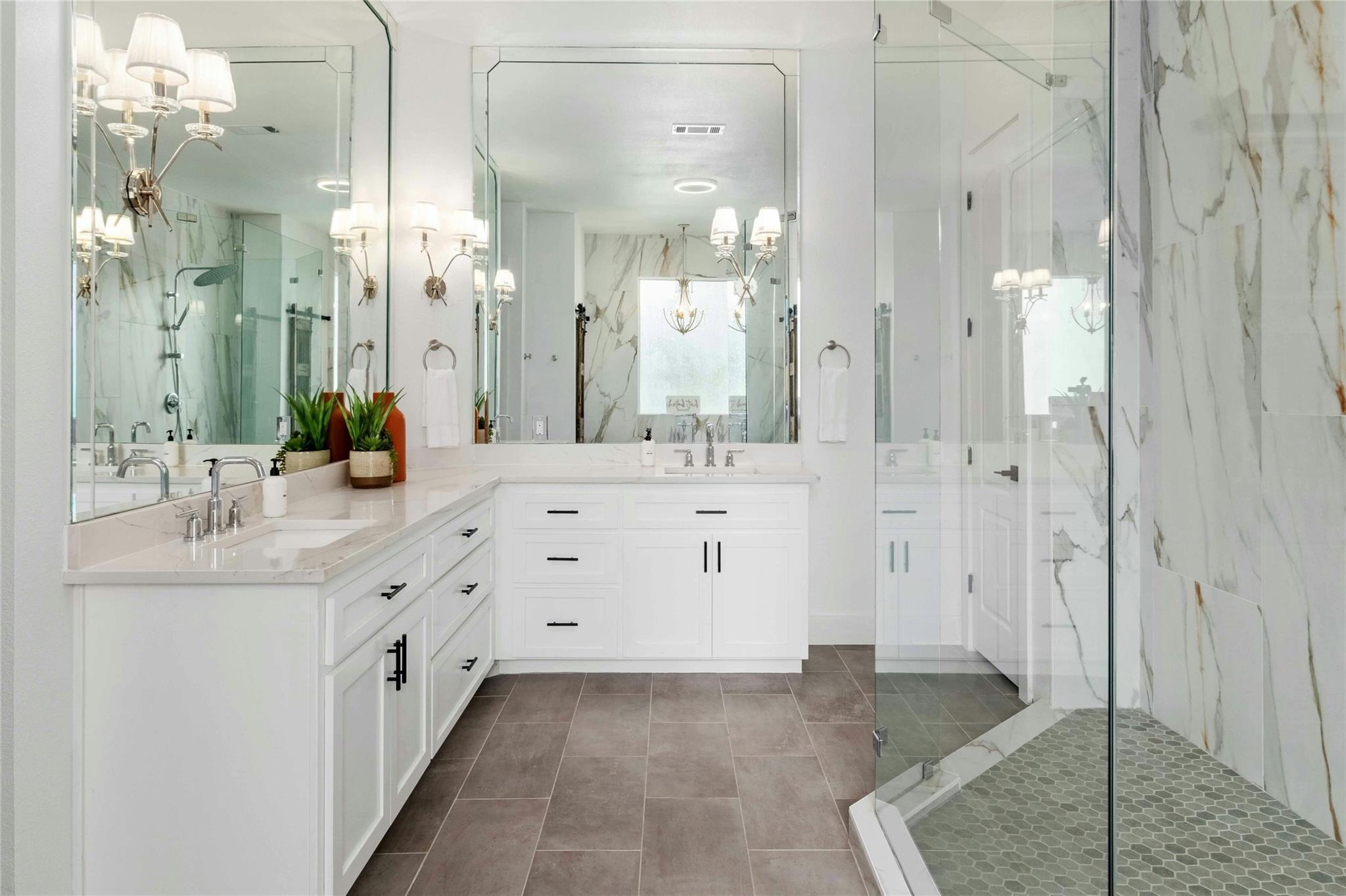 499 Hannah Dr, Dripping Springs, TX 78620