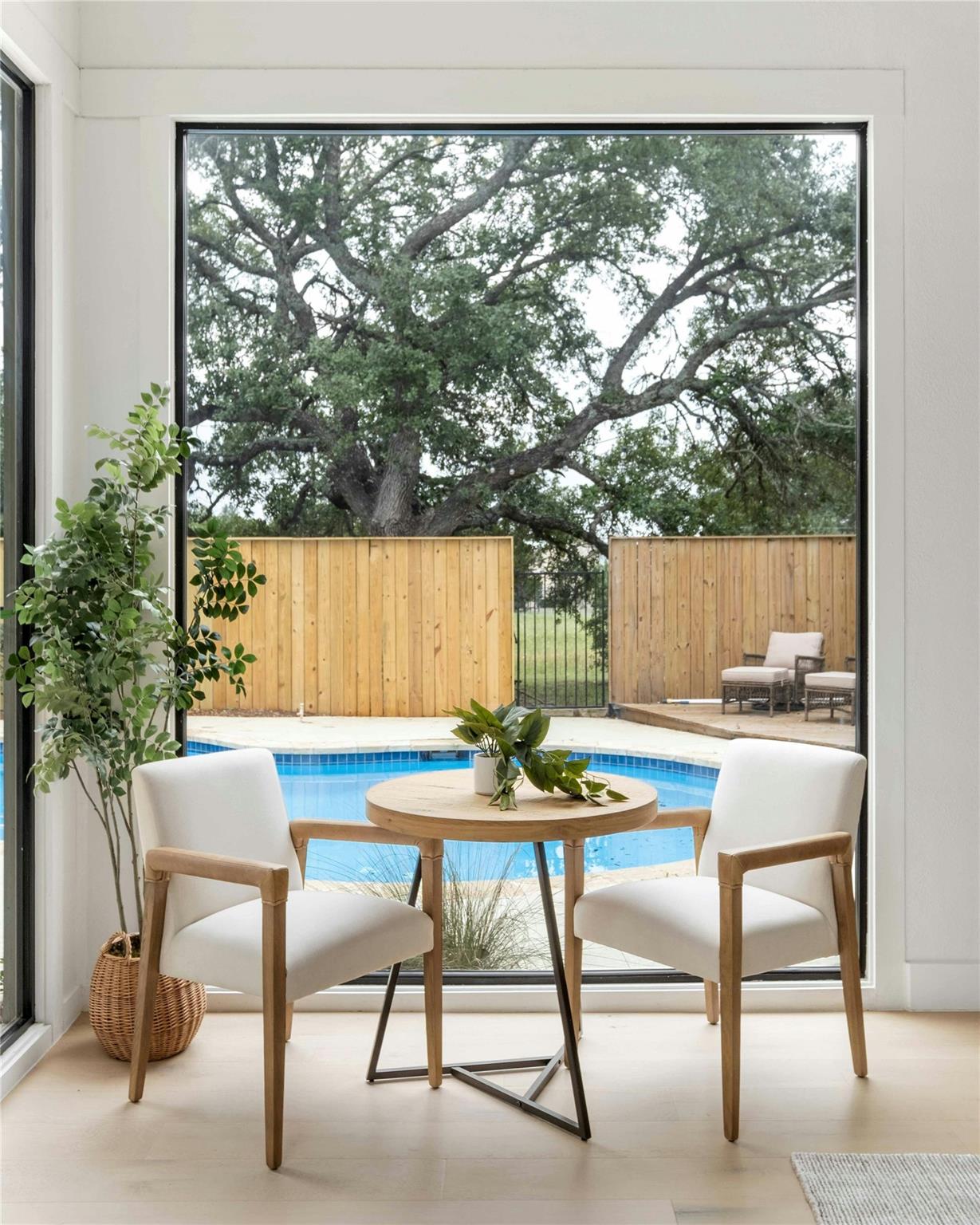 499 Hannah Dr, Dripping Springs, TX 78620