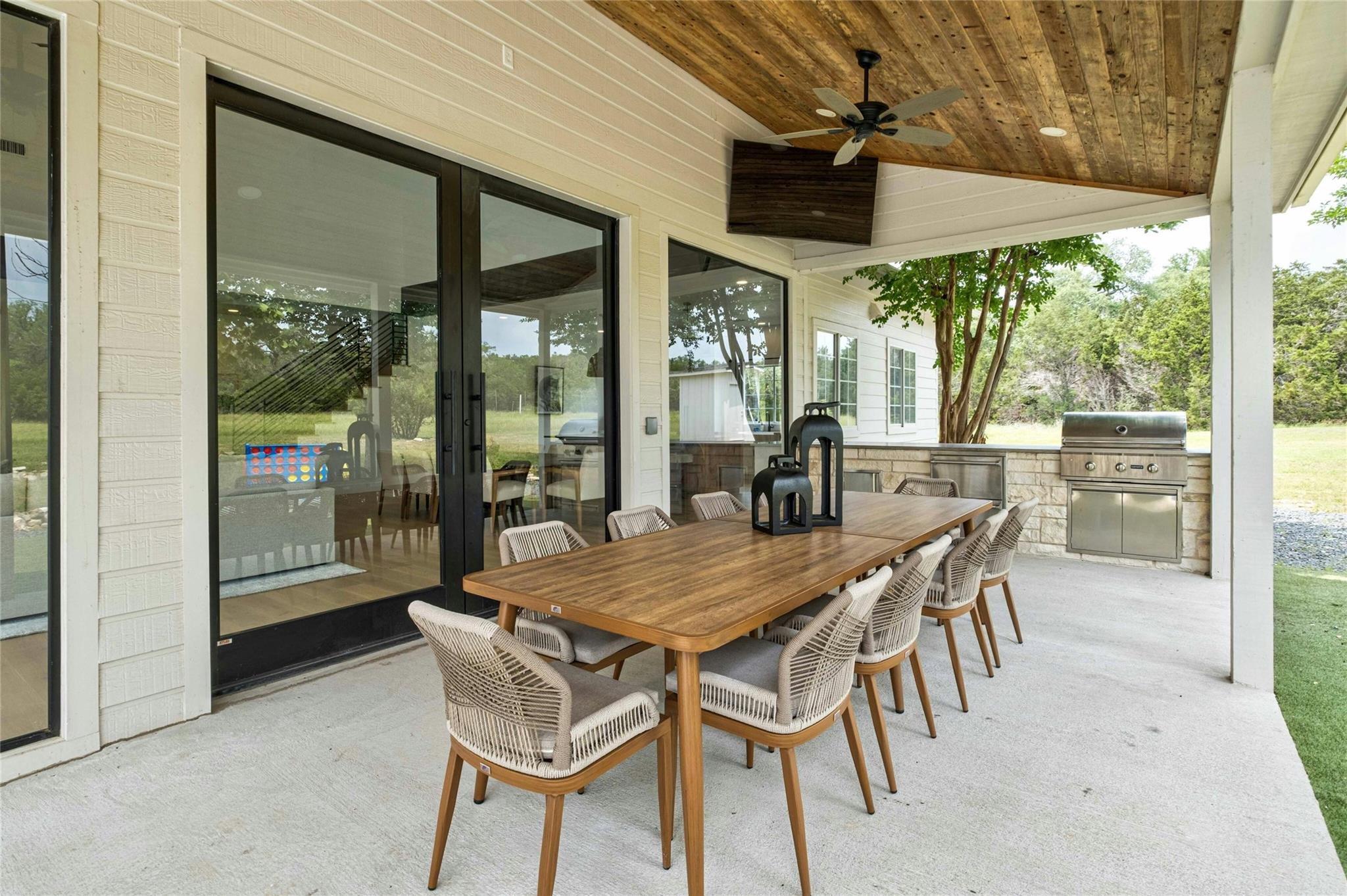 499 Hannah Dr, Dripping Springs, TX 78620