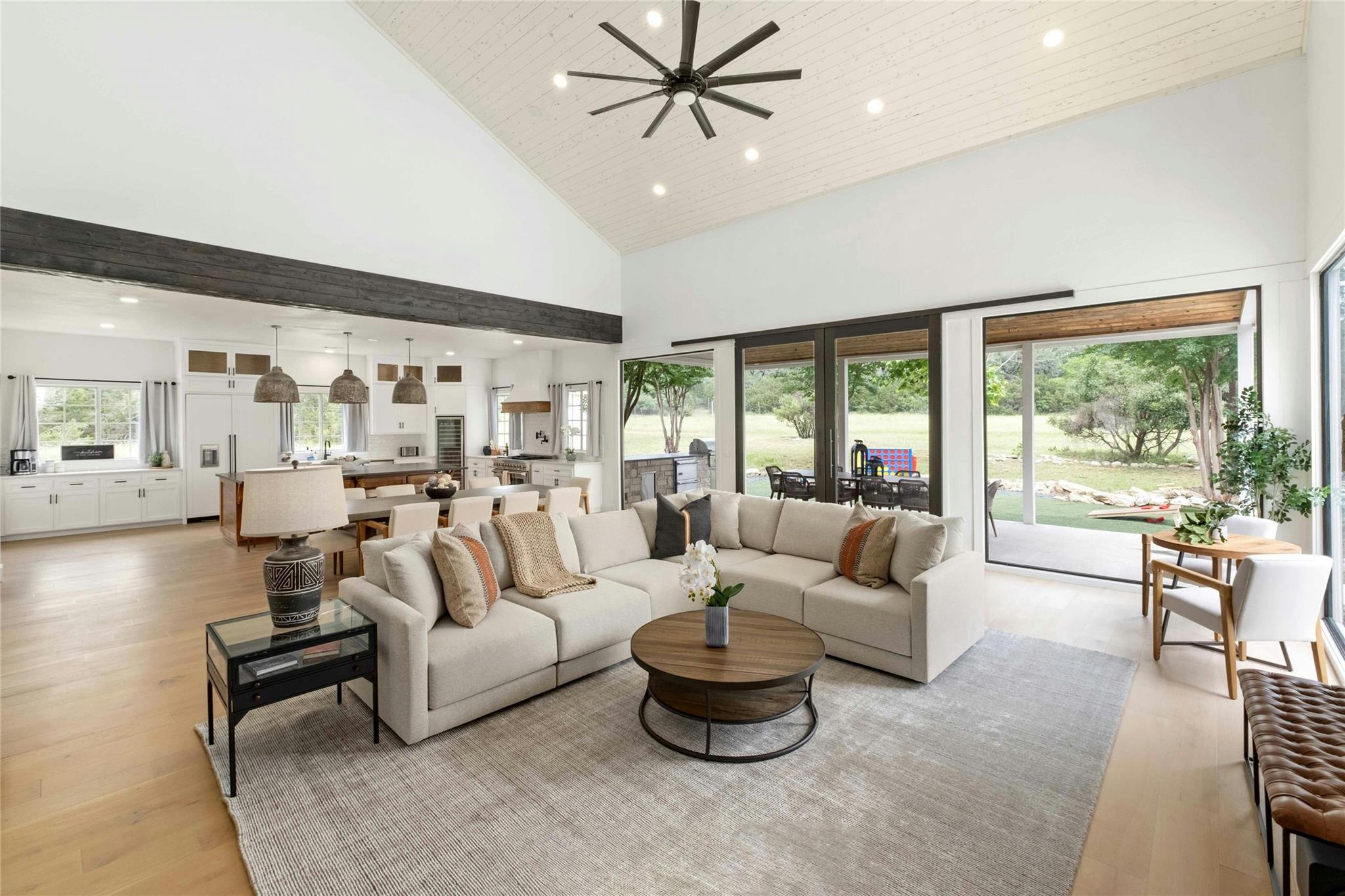 499 Hannah Dr, Dripping Springs, TX 78620