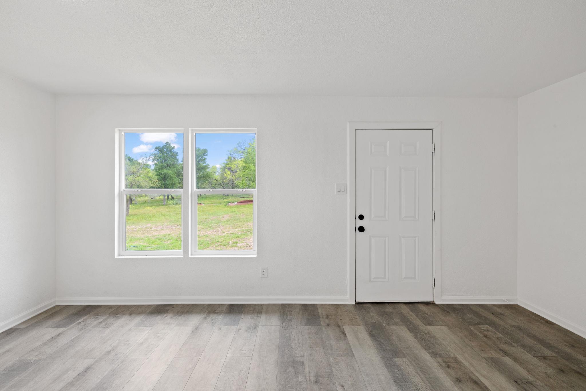 1515 Upper Elgin River Rd, Elgin, TX 78621