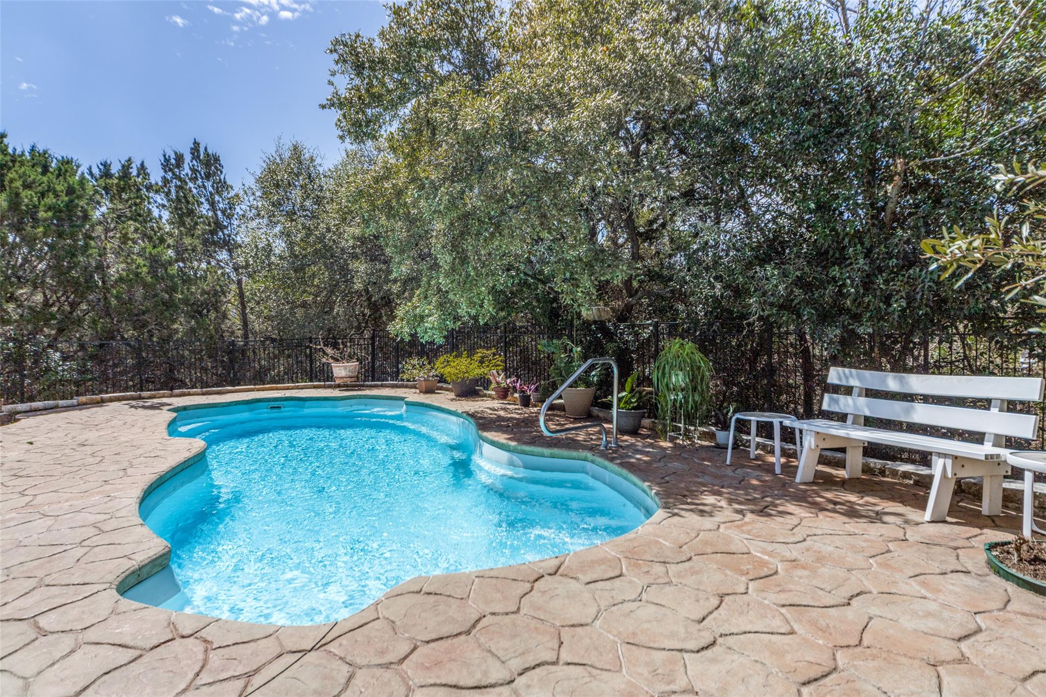 16411 Yaupon Vly, Helotes, TX 78023