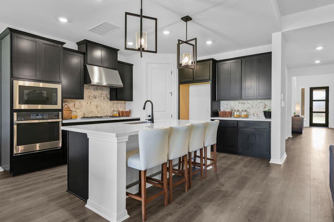 120 Pigeon River Rd, Kyle, TX 78640