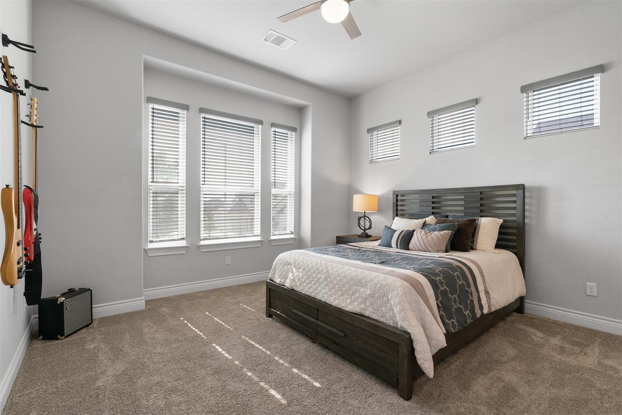 1012 Almeria Bnd, Leander, TX 78641