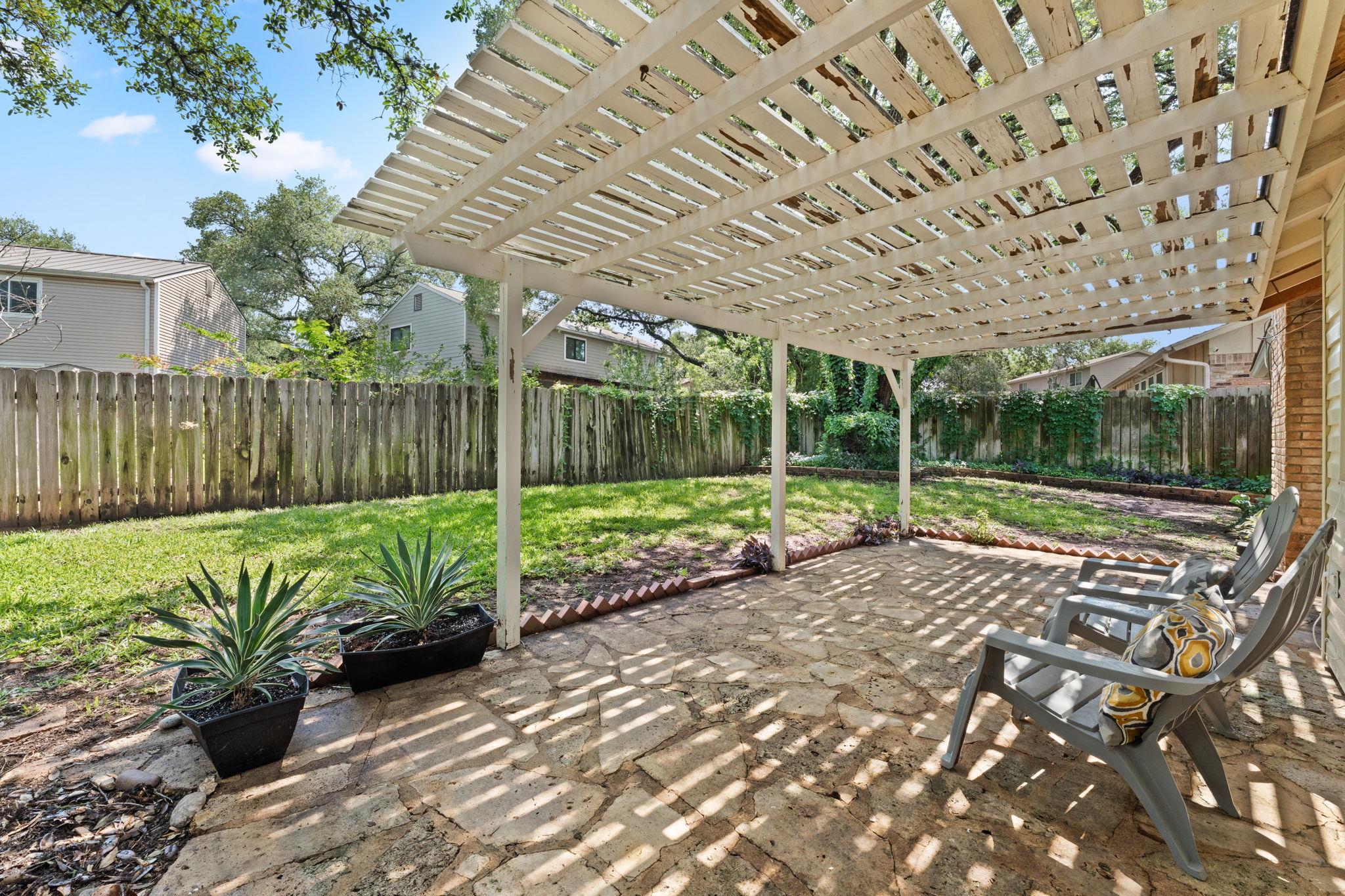 11713 Knollpark Dr, Austin, TX 78758