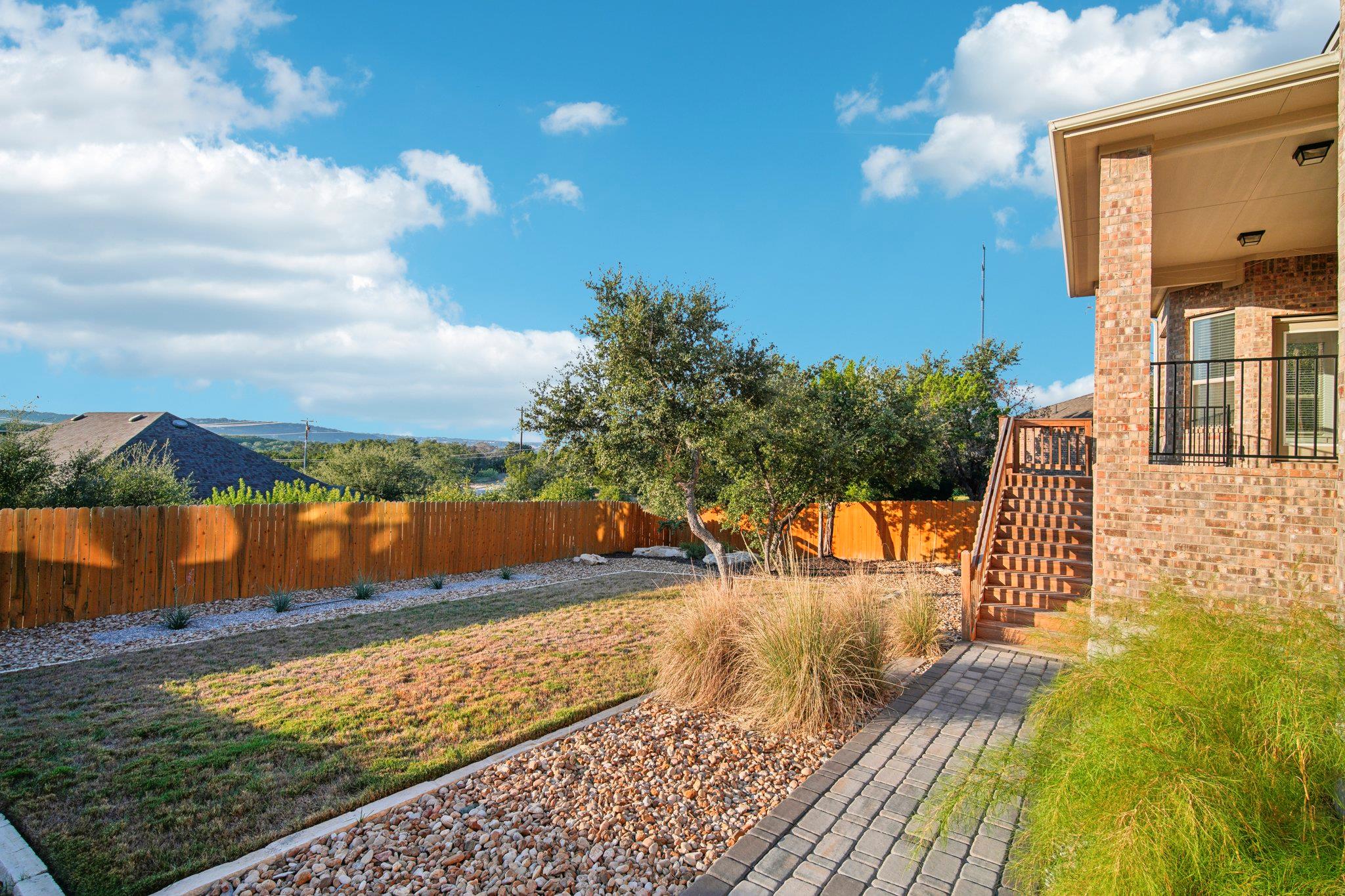 7409 Turnback Ledge Trl, Lago Vista, TX 78645