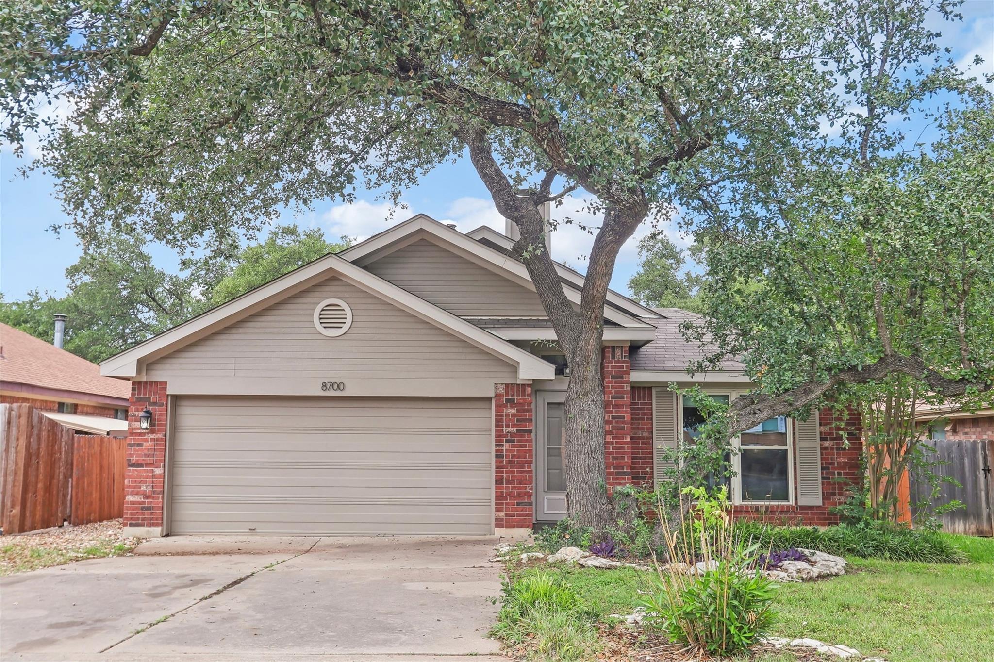 8700 Bobcat Dr, Round Rock, TX 78681