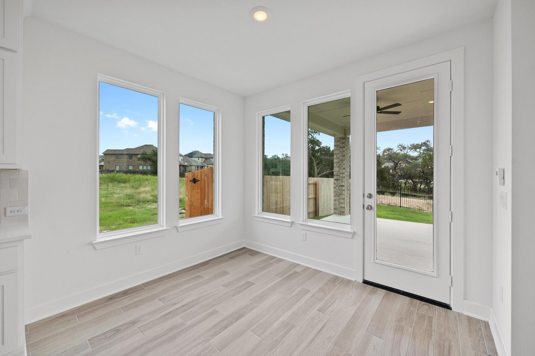 7413 Desert Needle Dr, Lago Vista, TX 78645