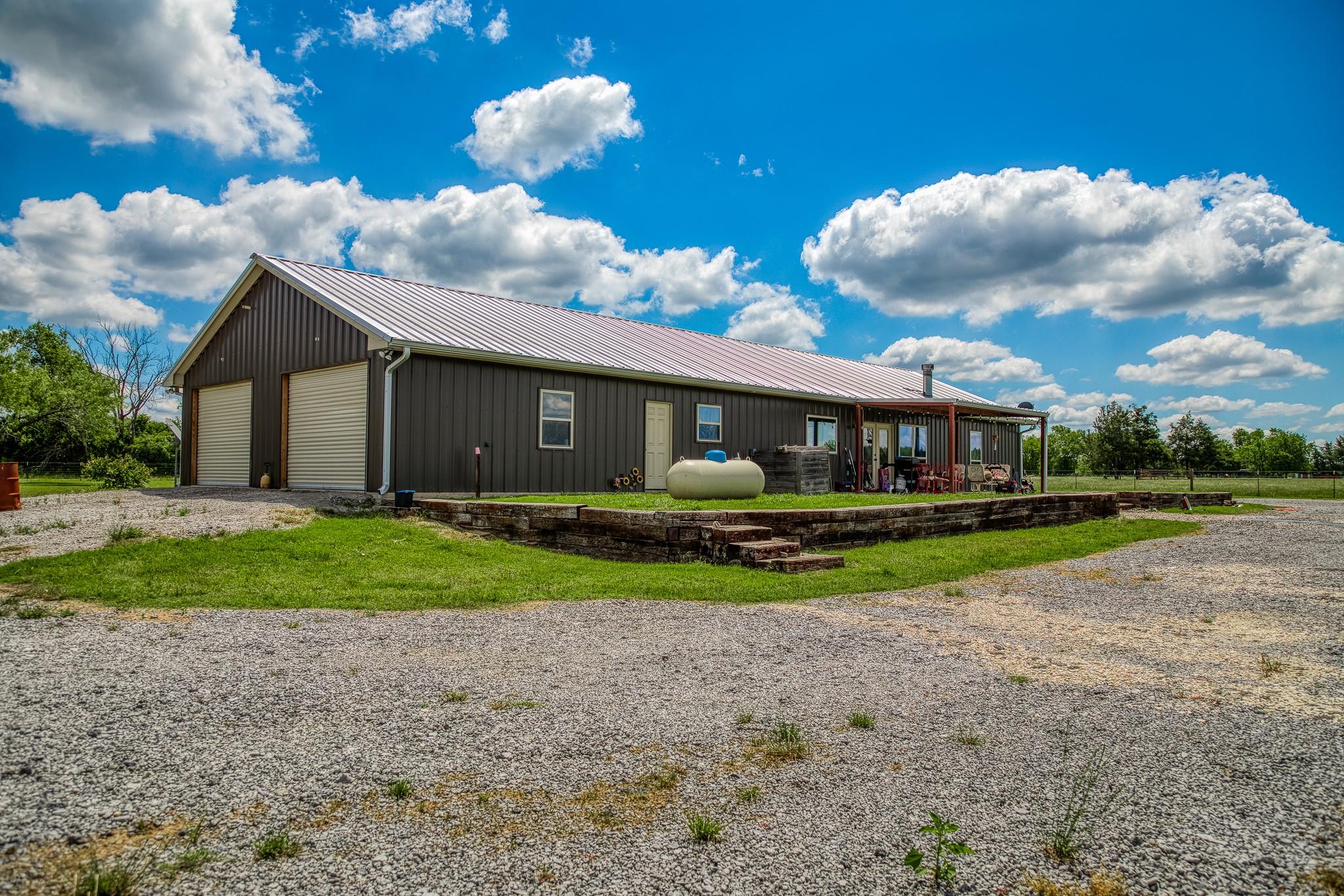 1850 LCR 439, Groesbeck, TX 76667