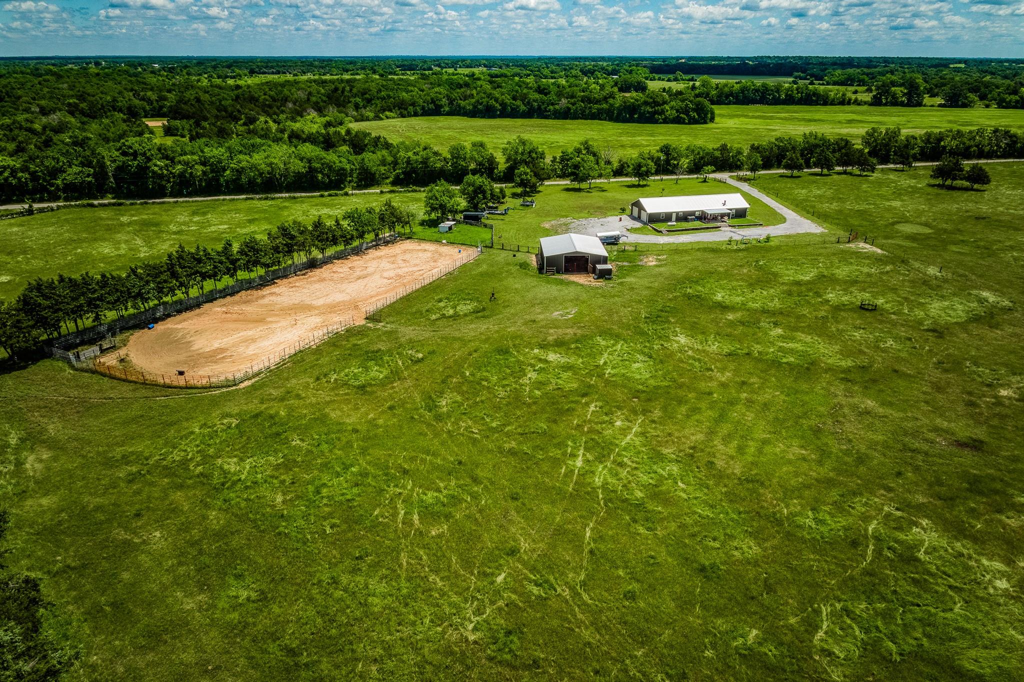 1850 LCR 439, Groesbeck, TX 76667