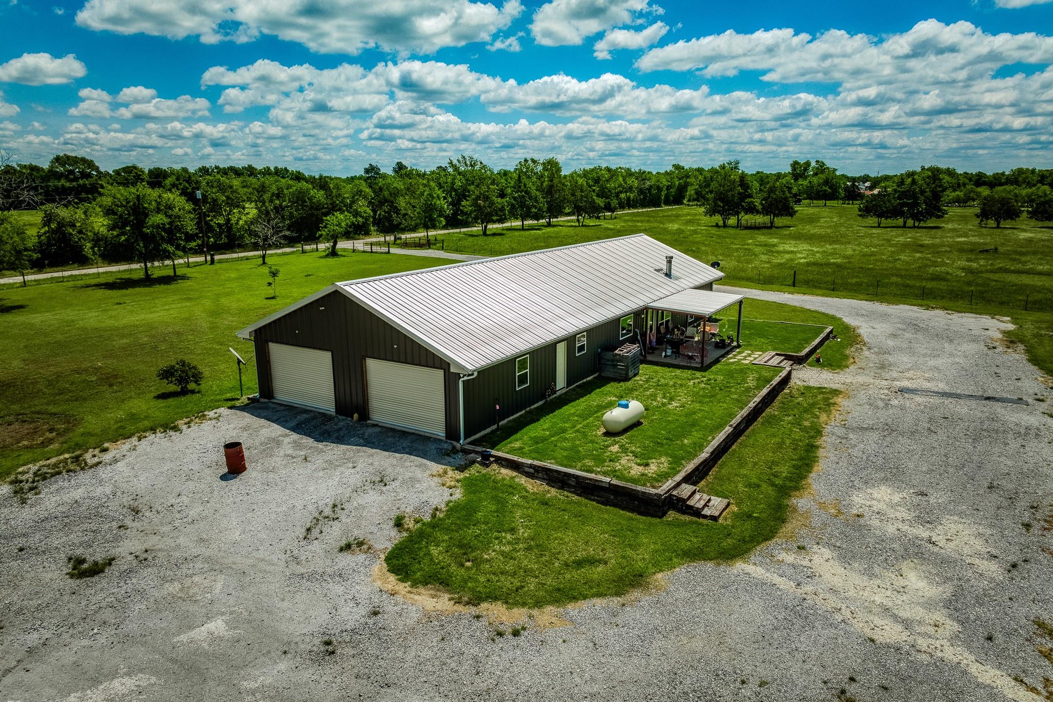 1850 LCR 439, Groesbeck, TX 76667