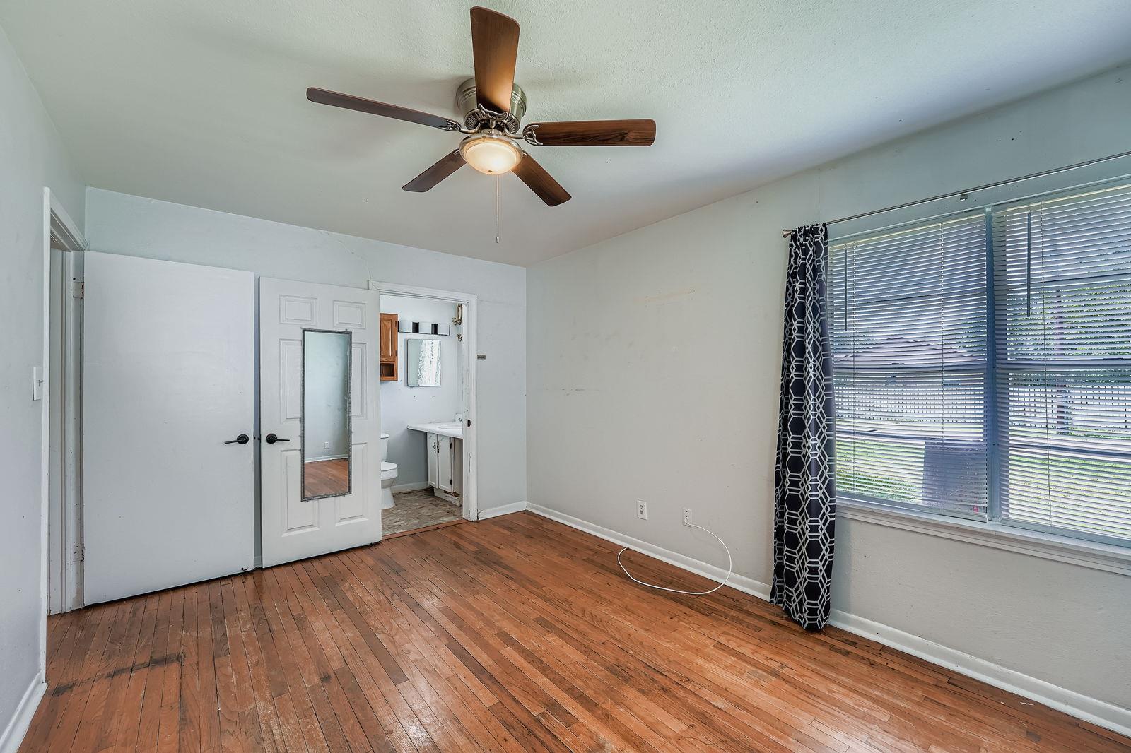 700 W Blanco St, Kyle, TX 78640