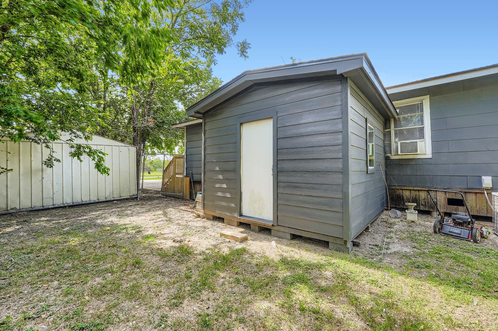 700 W Blanco St, Kyle, TX 78640