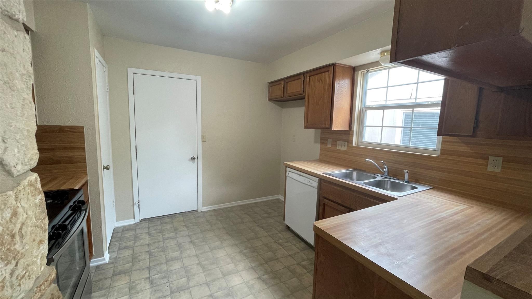 509 Riverwood Dr, Cedar Park, TX 78613