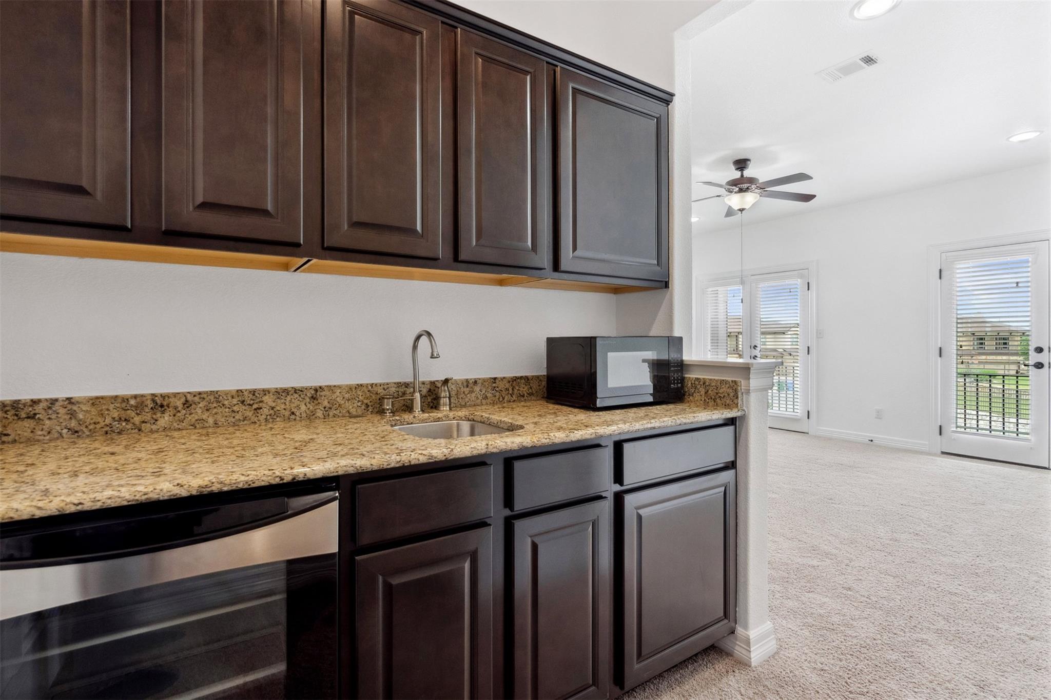 111 Antonio Way # 5A, Austin, TX 78734