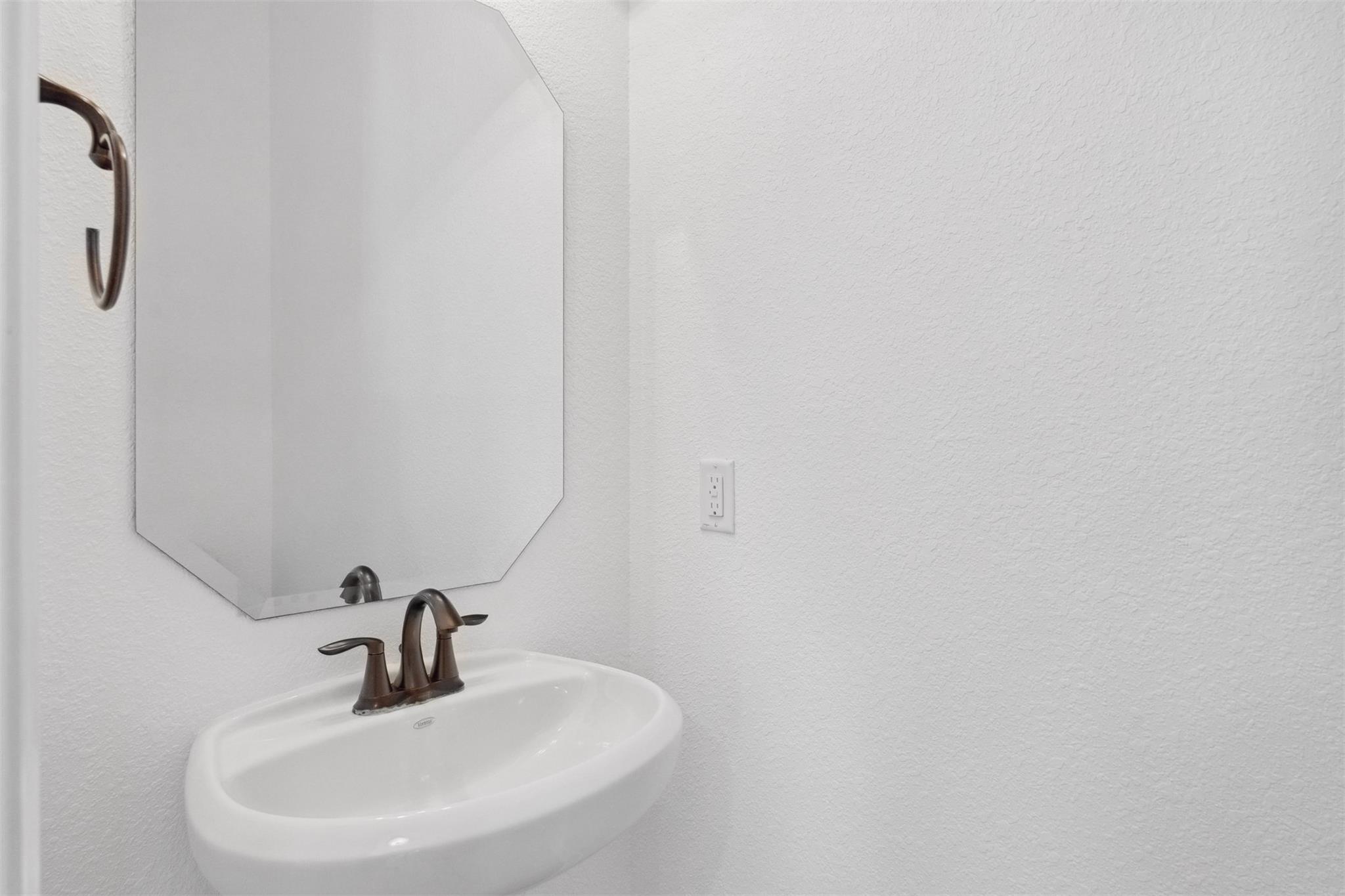 111 Antonio Way # 5A, Austin, TX 78734