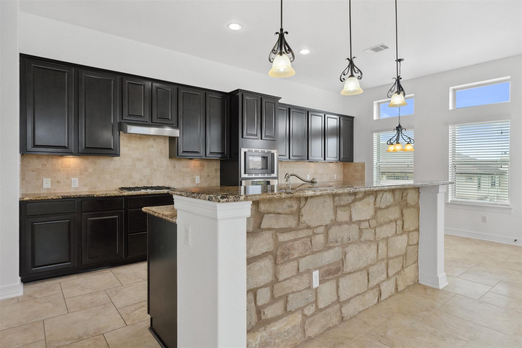 111 Antonio Way # 5A, Austin, TX 78734