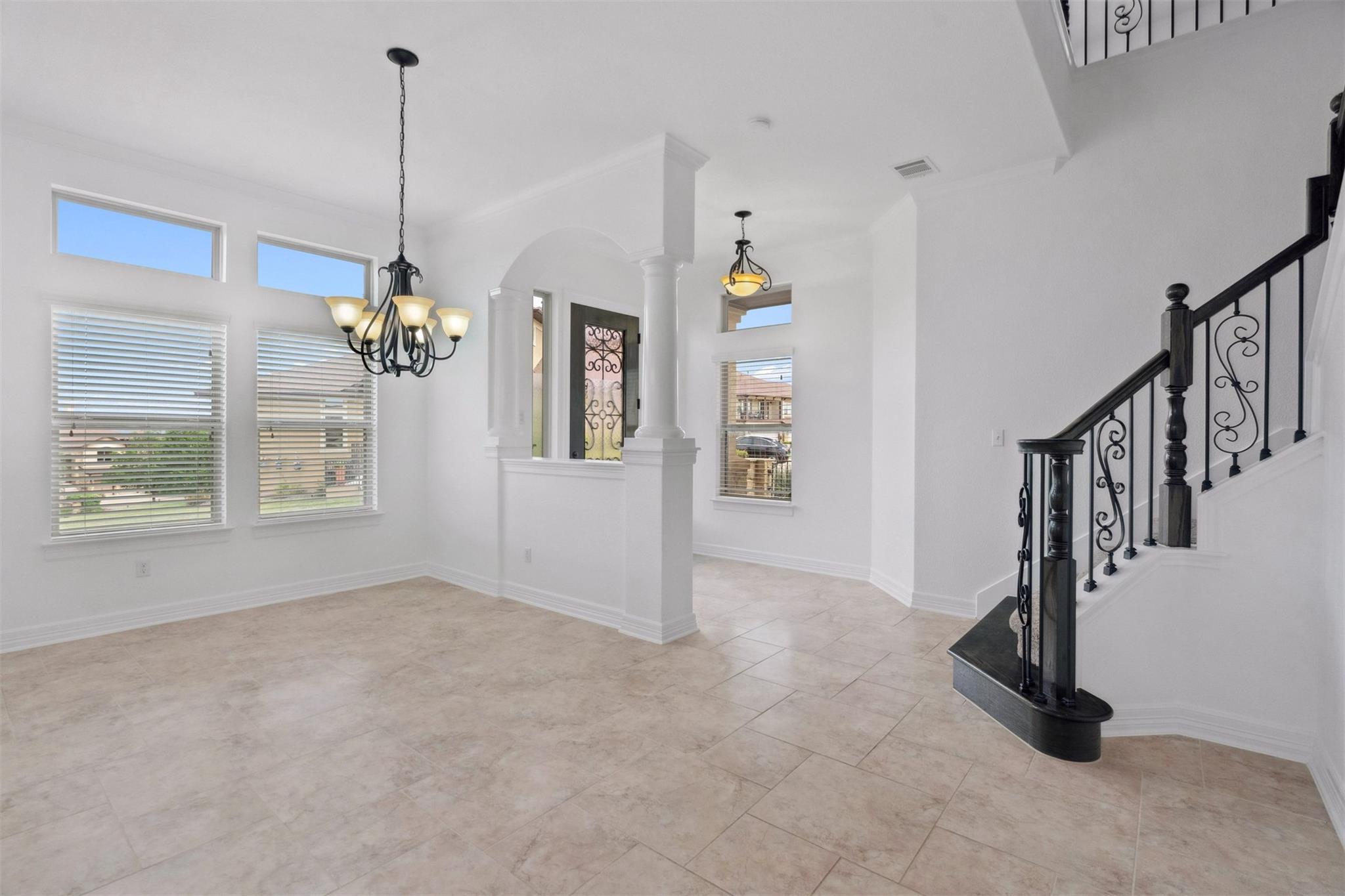 111 Antonio Way # 5A, Austin, TX 78734