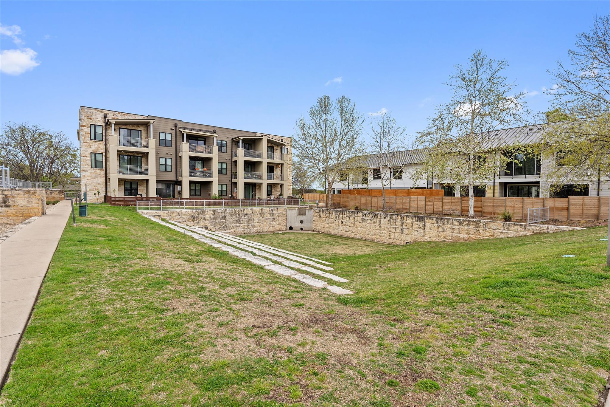 2805 Dulce Ln # 1022, Austin, TX 78704