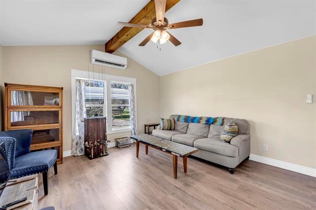 511 Lakeway, Burnet, TX 78611