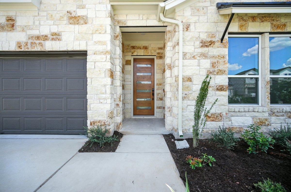 12009 Cearley Dr, Austin, TX 78758