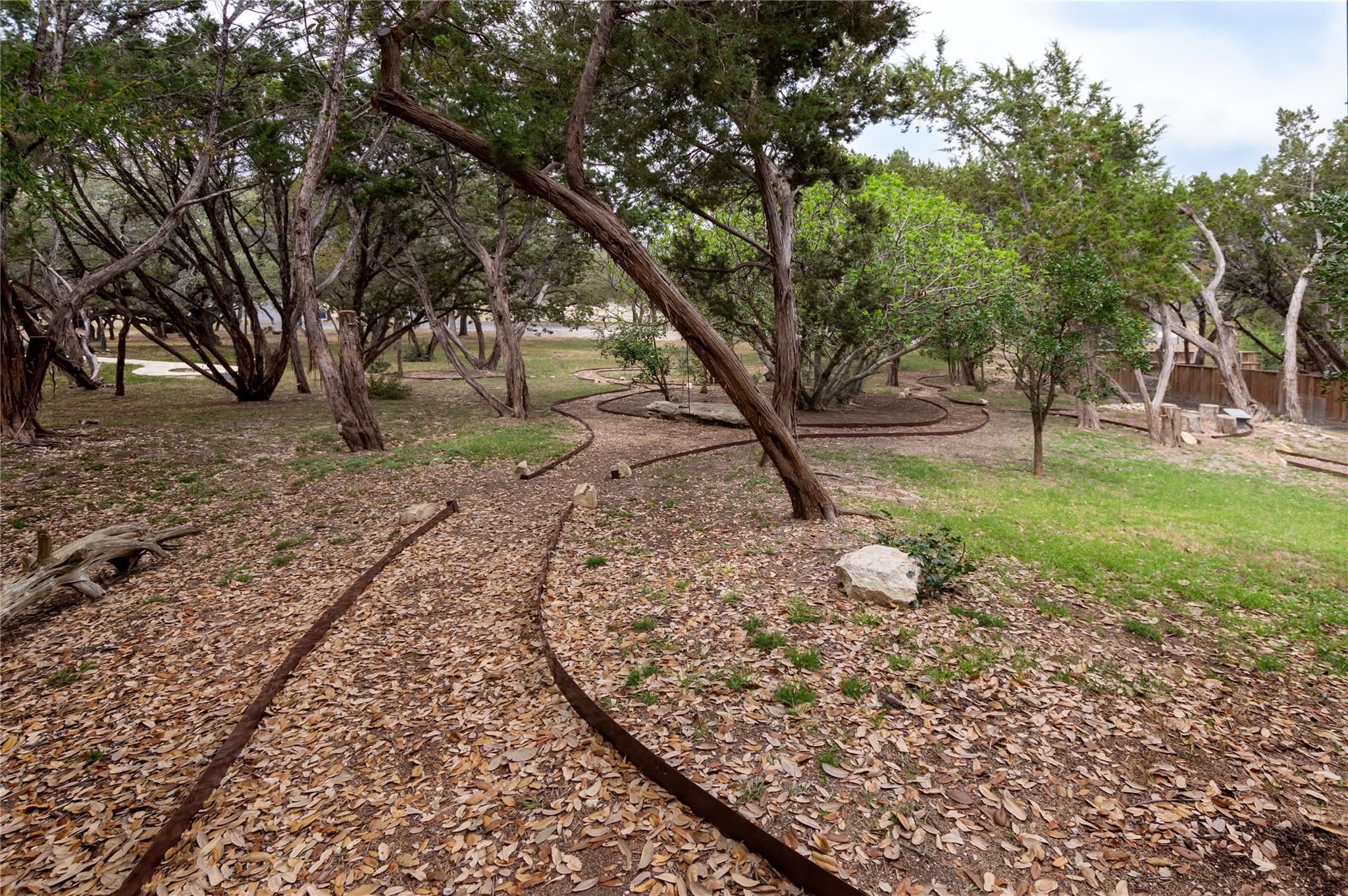 6400 Lakeshore Dr, Lago Vista, TX 78645