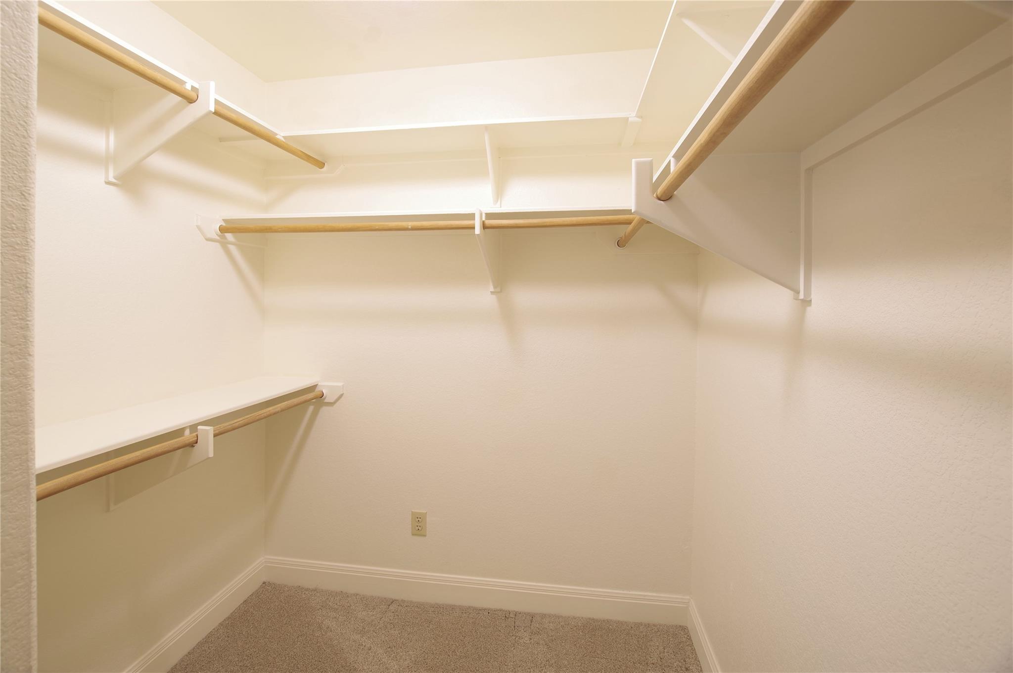 6400 Lakeshore Dr, Lago Vista, TX 78645