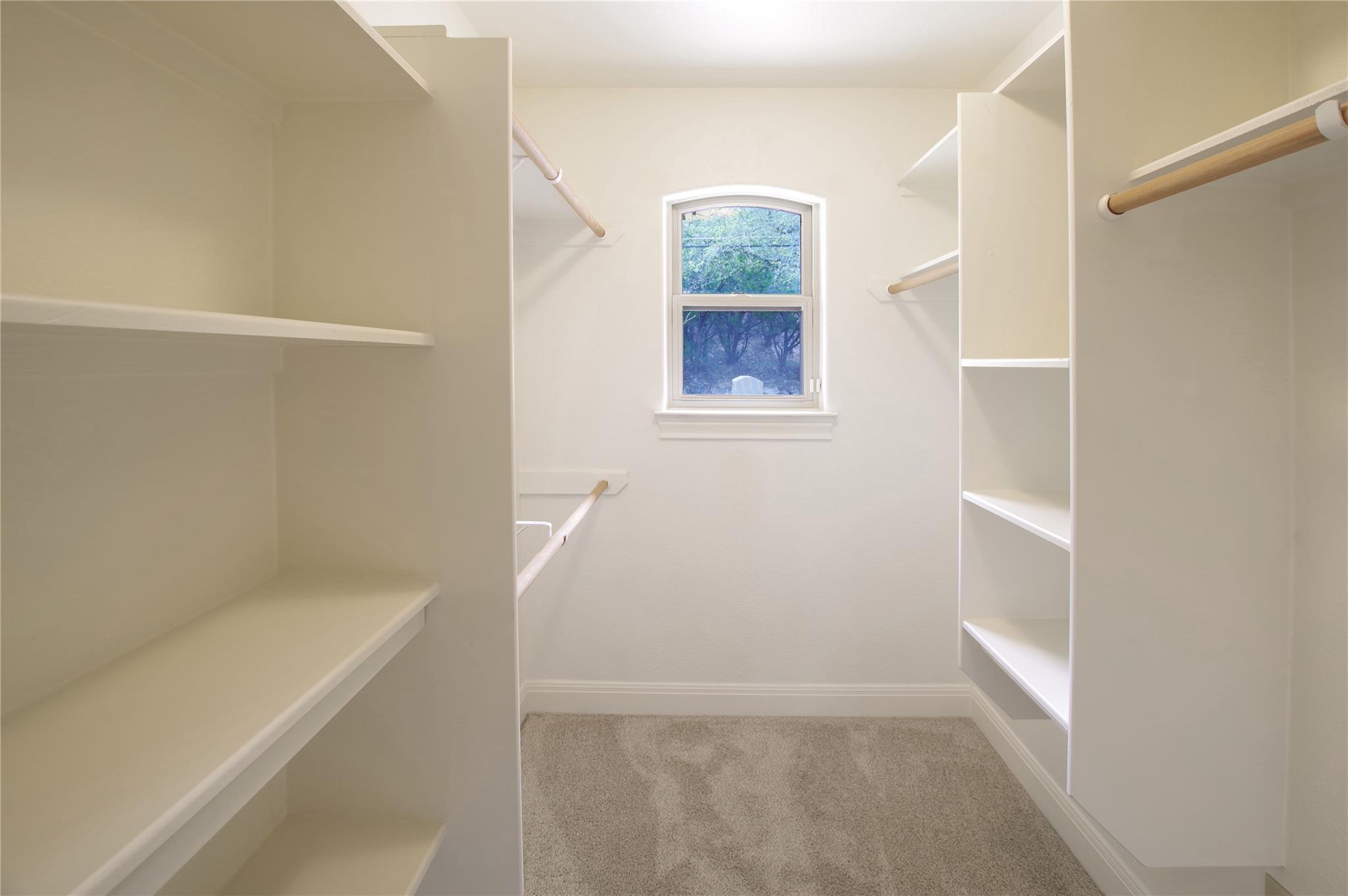 6400 Lakeshore Dr, Lago Vista, TX 78645