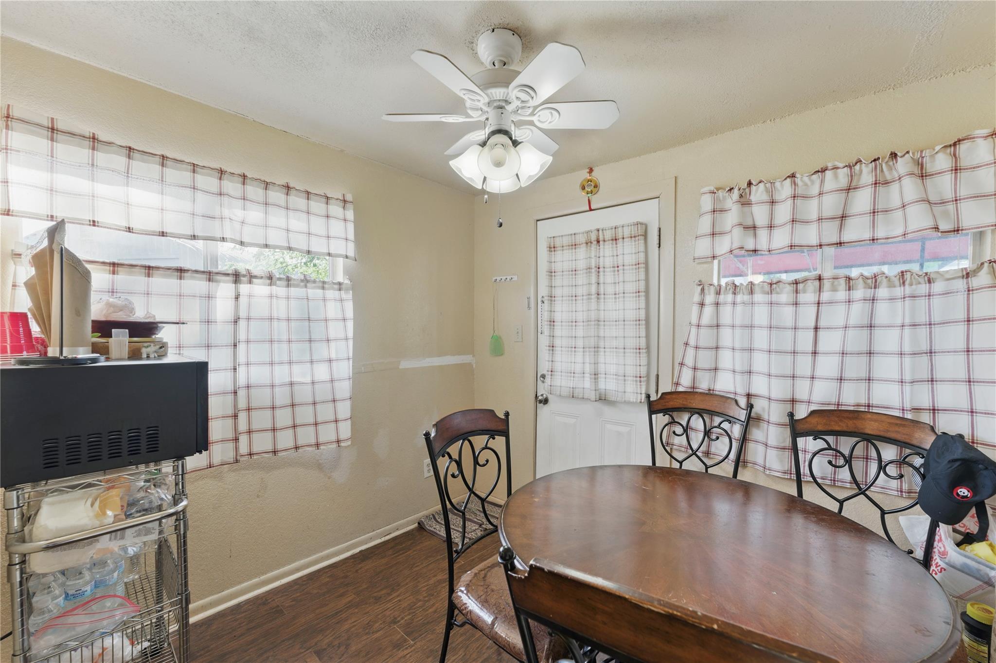 556 Gode Ln, New Braunfels, TX 78130